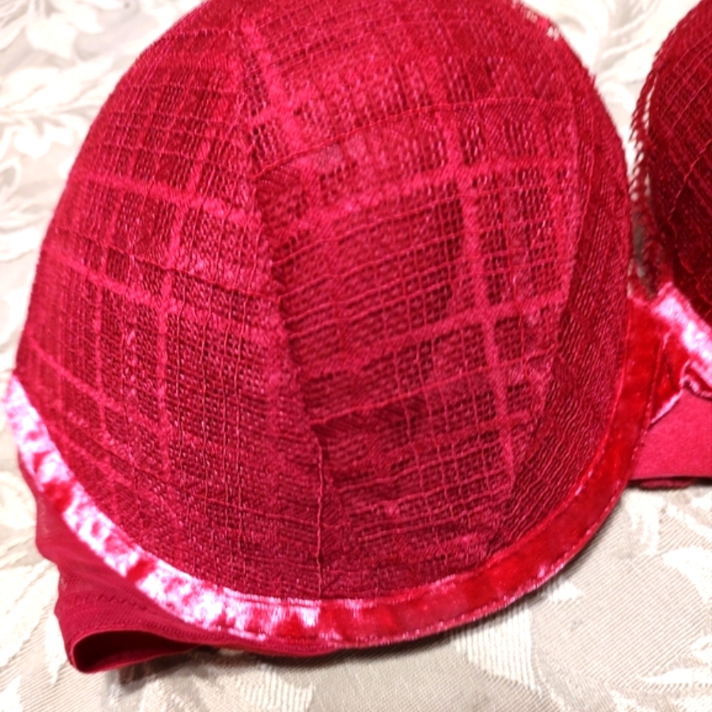 🥀 NWOT VS Dark Fuchsia Plaid Scalloped Underwire Sexy Push-Up Bra - 38D - Picture 4 of 16